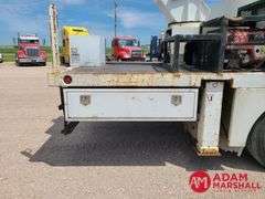 2006  International  4400  Boom Bucket Truck