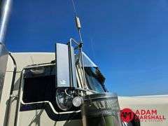 2022  Kenworth  W900  Semi Truck