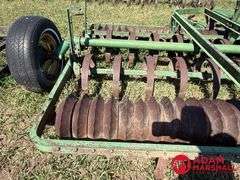 John Deere  Roller Packer
