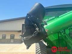 2014  Brent  1396  Grain Cart