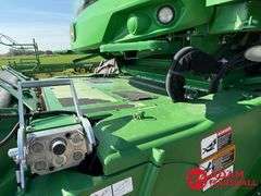 2017 John Deere S680 Combine