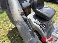 Craftsman  LT2000  Riding Lawn Mower - 42IN