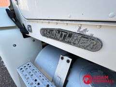 1996  Freightliner  FLD 120  Semi Truck