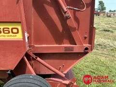 New Holland  660  Round Baler
