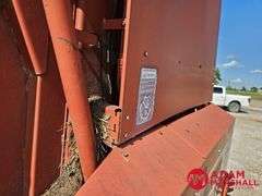 Hesston  550  Baler