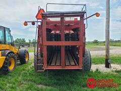 1991  Case International   8580  Square Baler