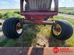 1964  Farmall  706  Tractor w/ Loader & Blade - Diesel