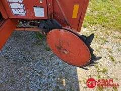 Hesston  550  Baler
