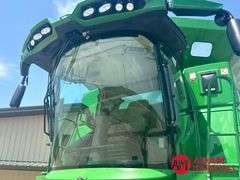 2016  John Deere  S680  Combine