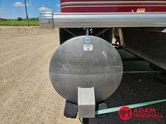 2014  Sun Tracker  Party Barge 20DLX  Pontoon - 20FT