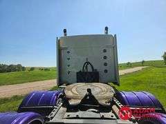 2022  Kenworth  W900  Semi Truck