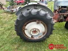 1956  Ford  960  Tractor - Gasoline