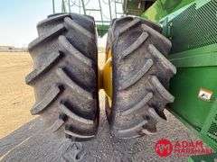 2017 John Deere S680 Combine