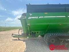 2014  Brent  1396  Grain Cart