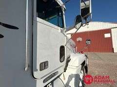 1996  Freightliner  FLD 120  Semi Truck