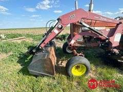 1964  Farmall  706  Tractor w/ Loader & Blade - Diesel