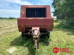 New Holland  660  Round Baler