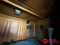1996  Freightliner  FLD 120  Semi Truck