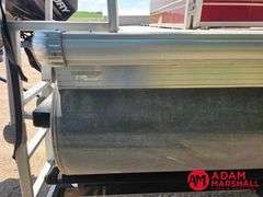 2014  Sun Tracker  Party Barge 20DLX  Pontoon - 20FT