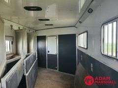 2013  Shadow   4 Horse Trailer w/ Living Quarters   - 42FT