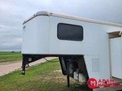 2013  Shadow   4 Horse Trailer w/ Living Quarters   - 42FT