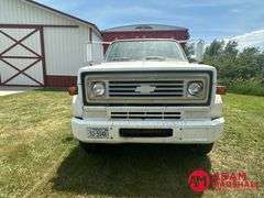 1973  Chevrolet  C65  Grain Truck - Gasoline