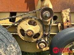 New Holland  268  Square Baler