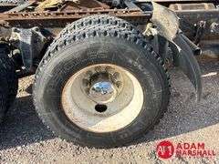 1996  Freightliner  FLD 120  Semi Truck