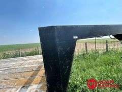1981  Blair  Gooseneck Flat Bed Trailer - 25FT