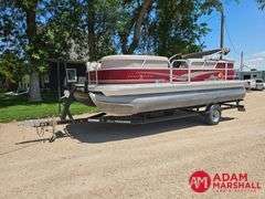 2014  Sun Tracker  Party Barge 20DLX  Pontoon - 20FT