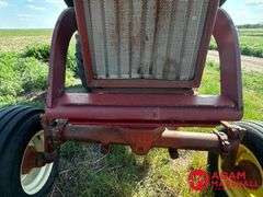 1964  Farmall  706  Tractor w/ Loader & Blade - Diesel