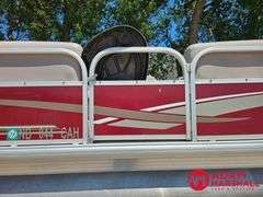 2014  Sun Tracker  Party Barge 20DLX  Pontoon - 20FT
