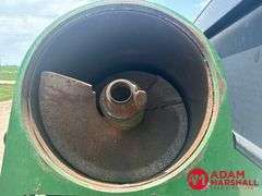 2014  Brent  1396  Grain Cart