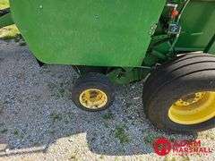 John Deere  535  Baler