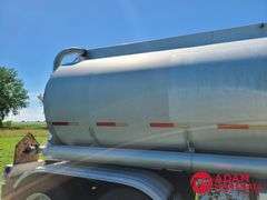 1980  Fruehauf  Aluminum Fuel  Semi Trailer - 9,200 Gallon