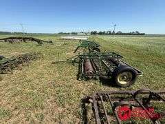 John Deere  Roller Packer