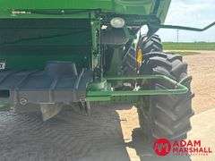 2016  John Deere  S680  Combine