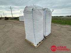 (2) Cedar Stixs Premium Cedar Fiber Bedding (sold 2 x bid)
