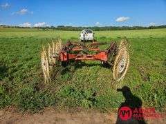 Hesston  3982  12 Wheel Rake