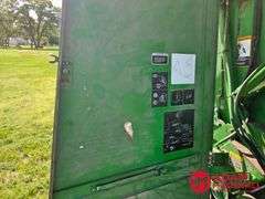 John Deere  535  Baler