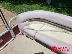 2014  Sun Tracker  Party Barge 20DLX  Pontoon - 20FT