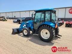 LS  XR4046  MFWD Utility Tractor w/Loader