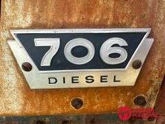 1964  Farmall  706  Tractor w/ Loader & Blade - Diesel