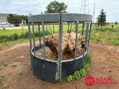 Behlen   MFG  Haysmart Bale Feeder