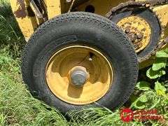 New Holland  660  Round Baler
