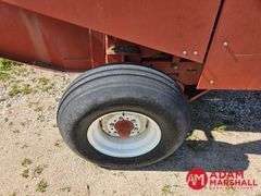 Hesston  550  Baler