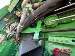 2017 John Deere S680 Combine