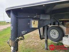 2013  Shadow   4 Horse Trailer w/ Living Quarters   - 42FT