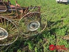 Hesston  3982  12 Wheel Rake