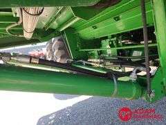 2016  John Deere   S660  Combine - 4WD